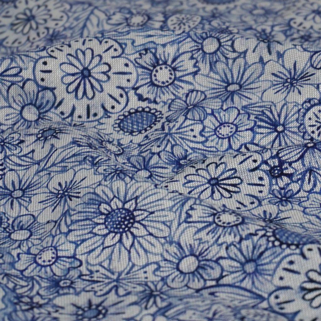 Dekostoff Mischgewebe blaues Blütenmeer Leinenoptik